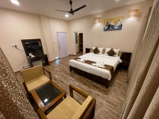 Jaldapara Forest Tourist Lodge Jftl Madari Hat Экстерьер фото