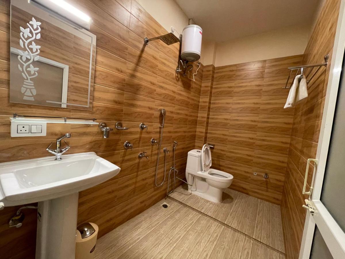 Jaldapara Forest Tourist Lodge Jftl Madari Hat Экстерьер фото