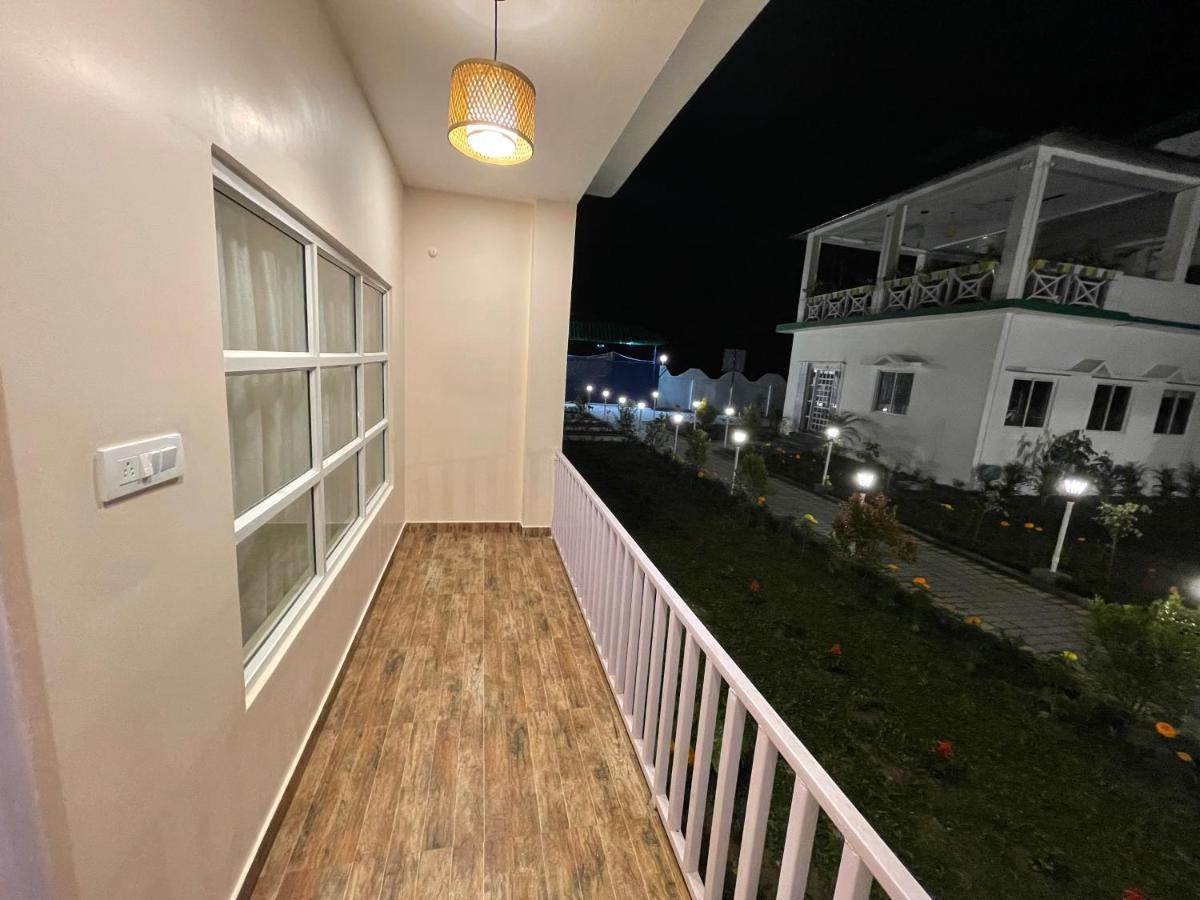 Jaldapara Forest Tourist Lodge Jftl Madari Hat Экстерьер фото