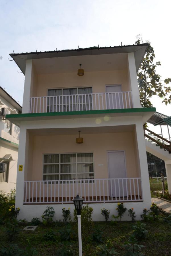 Jaldapara Forest Tourist Lodge Jftl Madari Hat Экстерьер фото